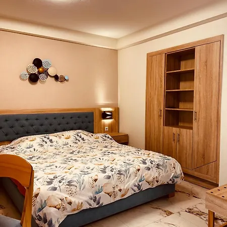 شقة Marble House *