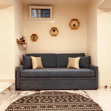 Marble House Apartament *